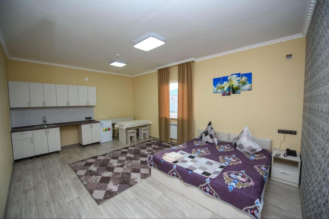 Silk Way Hotel Atyraū Esterno foto